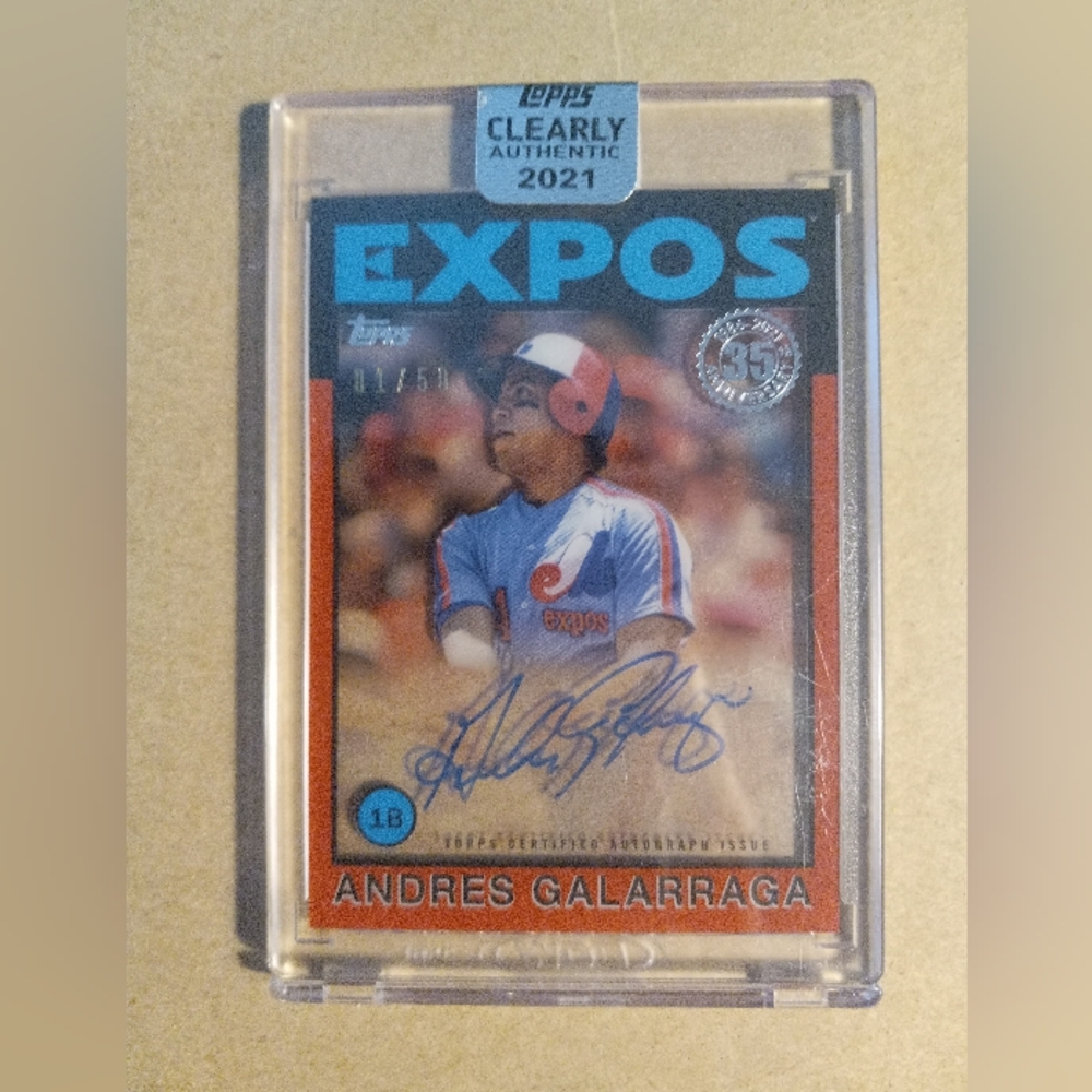 Topps Clearly Authentic 2021 Andres Galarraga Autographed Card # 01/50